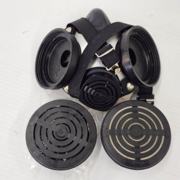 BNA - 2X Lot NEW Comfo II Respirator Face Mask 460968 Facepiece - Picture 2 of 4